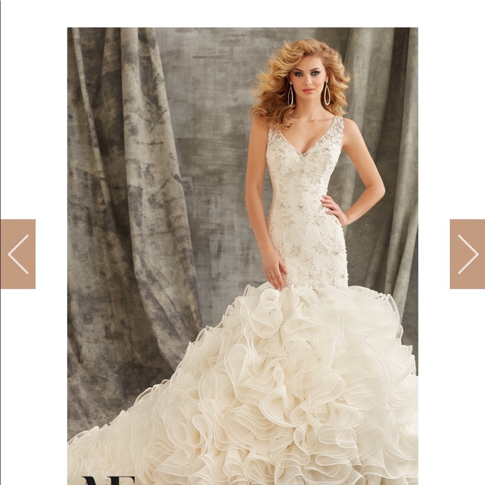 Beatiful morilee wedding dress